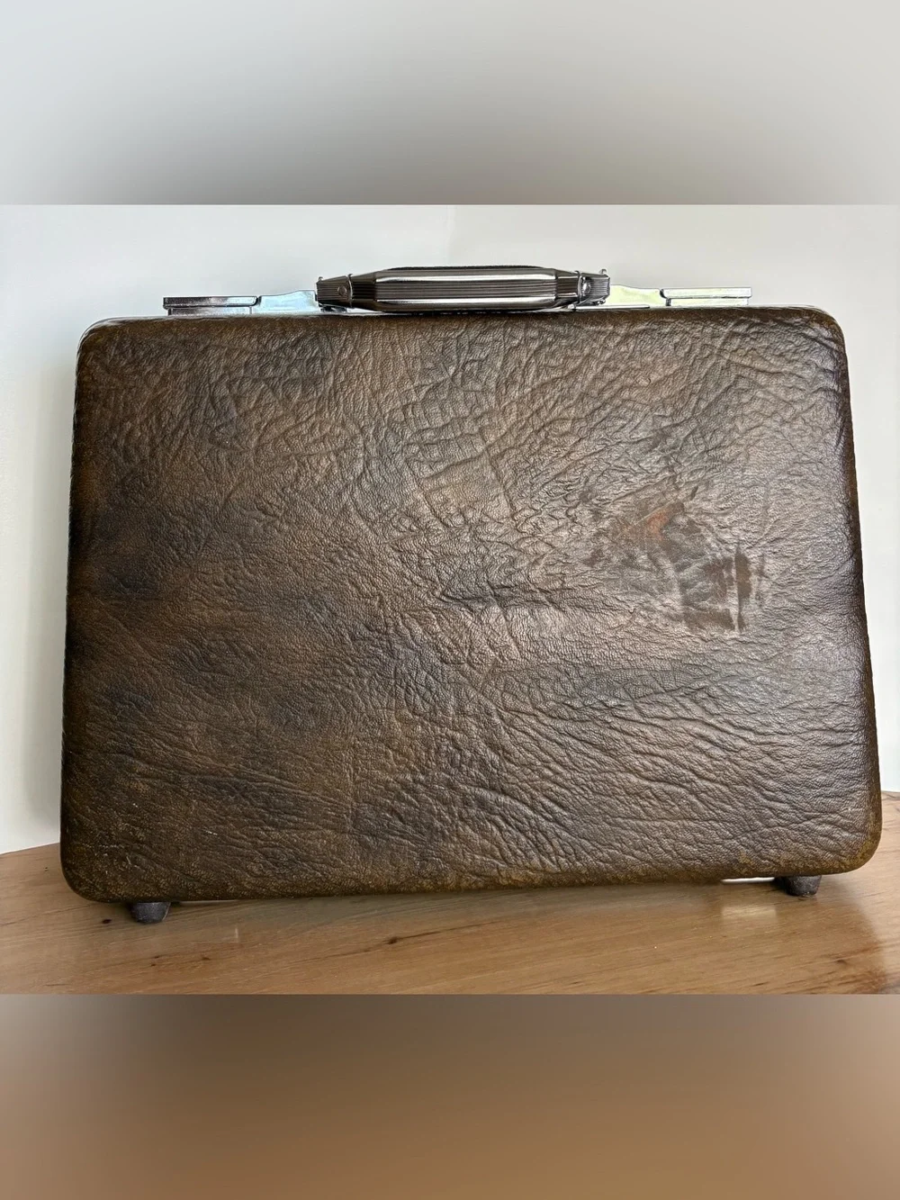 Vintage 1970s American Tourister Hard Shell Briefcase - Brown